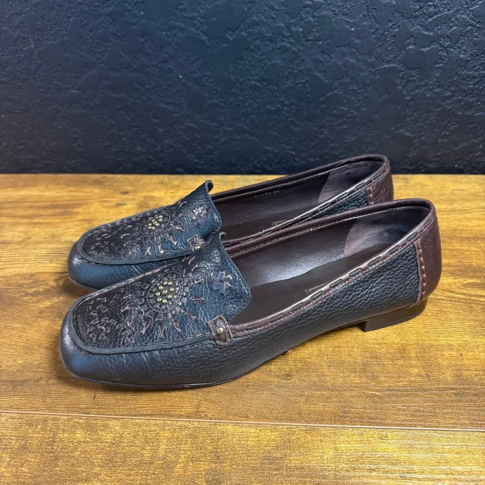 Brighton Kafka Brown Pebbled Leather Embroidered Loafers Womens 8M